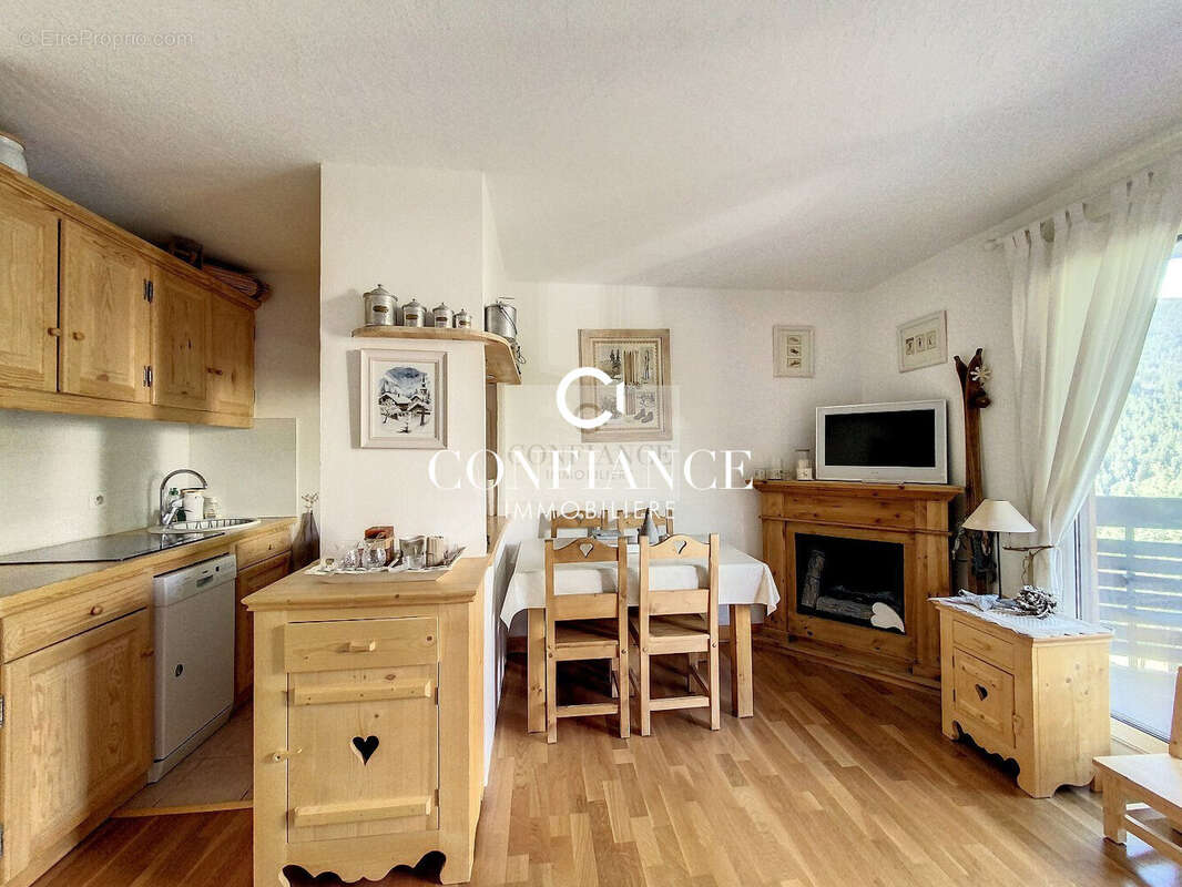 Appartement 31 m² à Saint-Etienne-De-Tinee  - photo 4