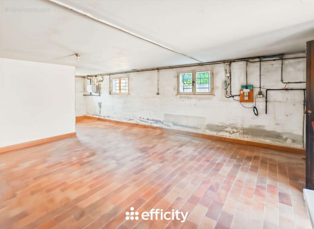 Maison à EMERAINVILLE