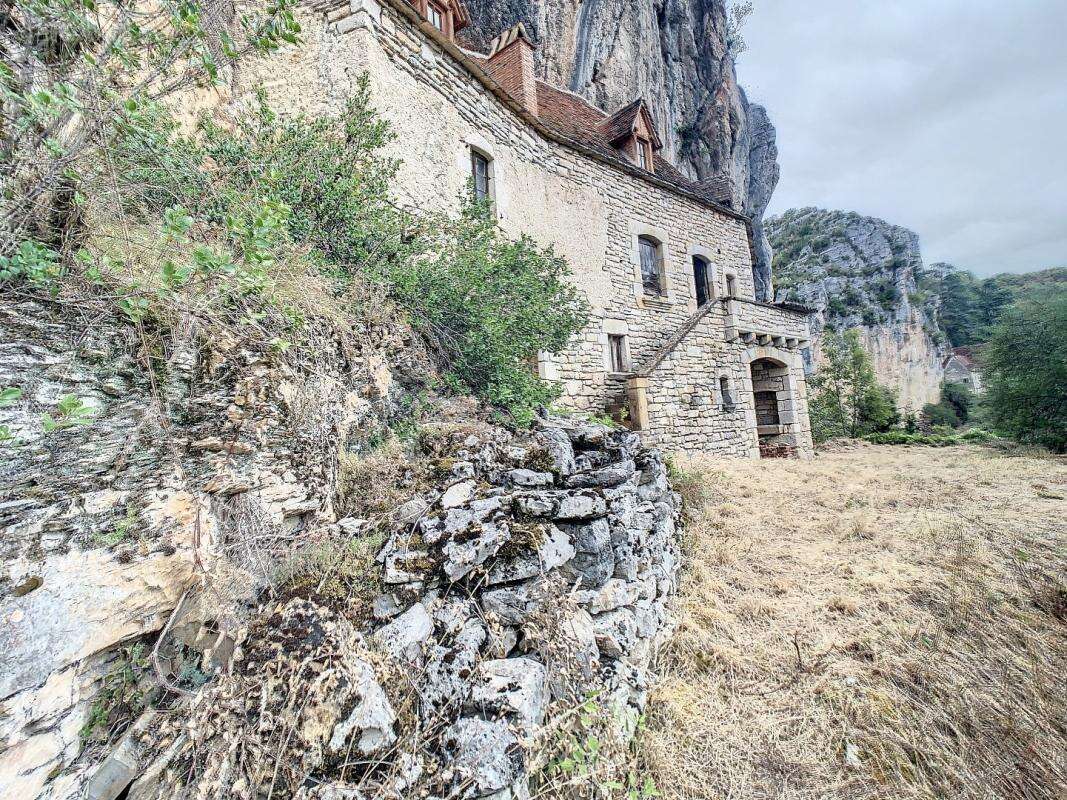 Maison à SAINT-SULPICE