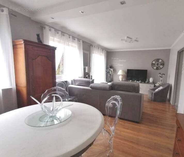 Maison à GENAS