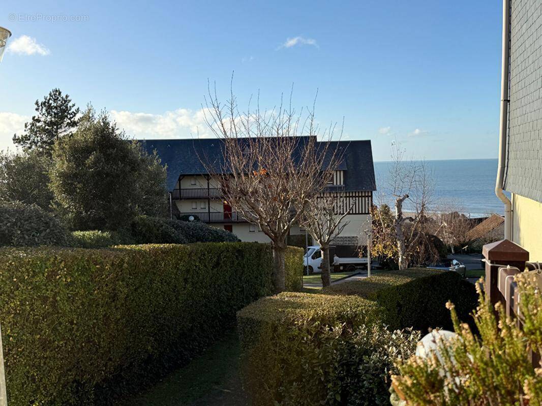 Appartement à BENERVILLE-SUR-MER