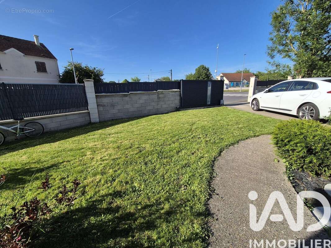 Photo 5 - Maison à REBAIS