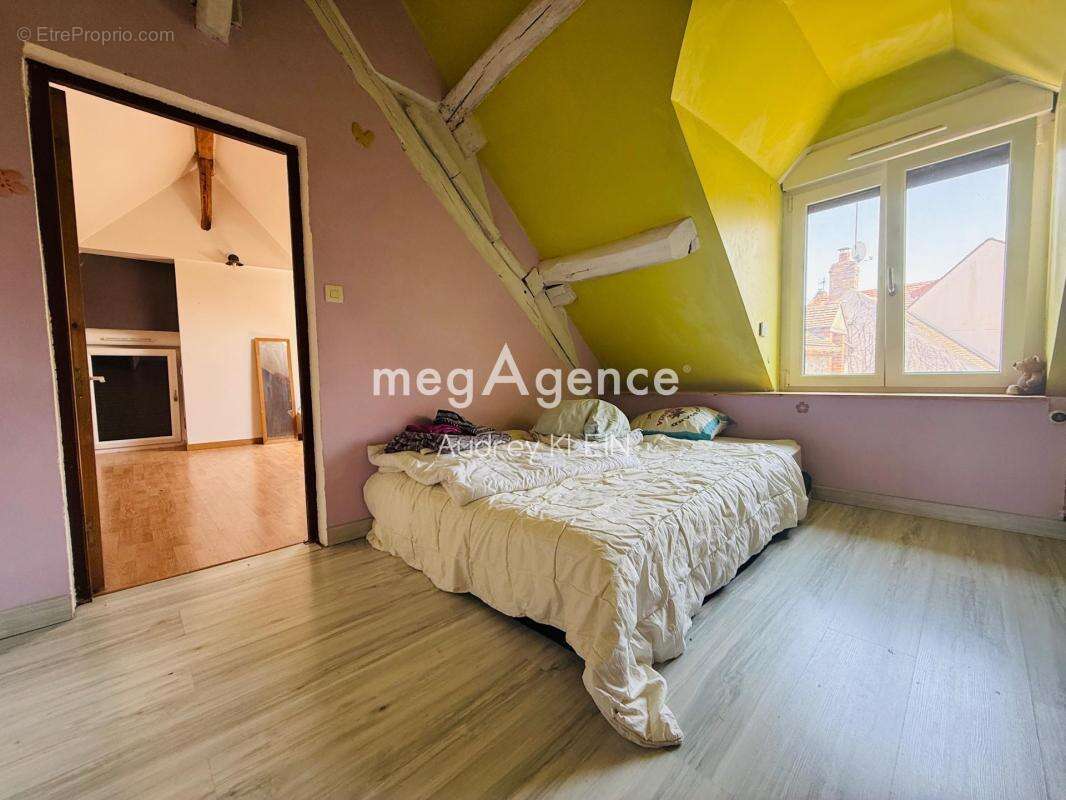 Spacieuse maison familiale avec garage, dépendance et jardin - photo 13