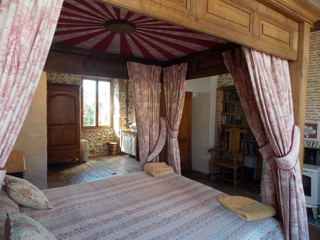Maison à ROCHECHOUART