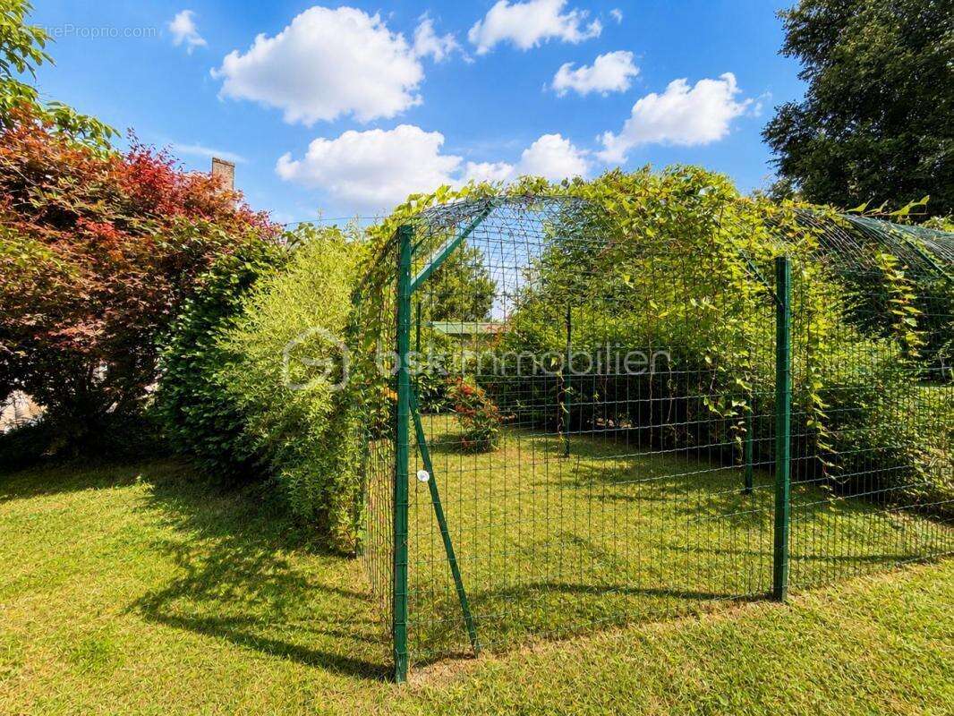 Exclusivité – maison de charme avec 5 000 m² de terrain arboré – entre campagne et littoral - photo 14