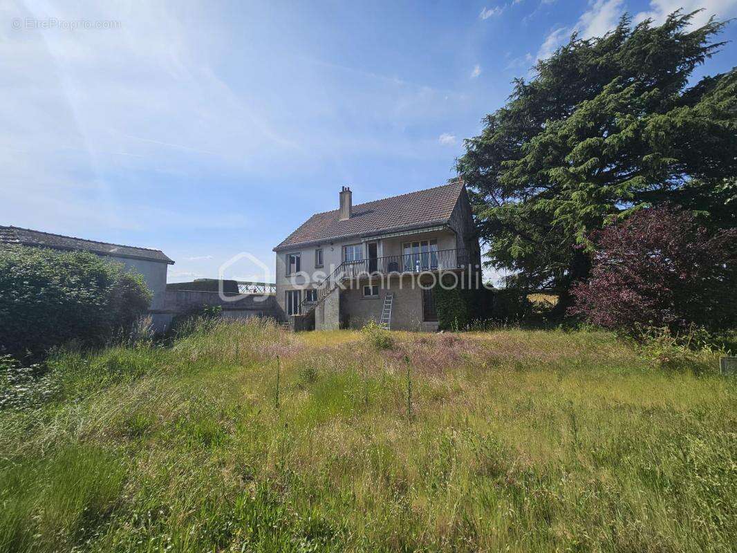 Maison à SULLY-SUR-LOIRE