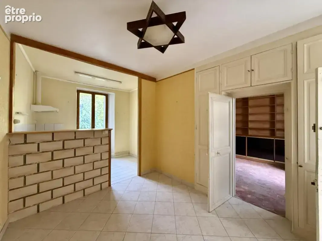 Belle demeure bourgeoise à Vendre au coeur de Donnemarie - photo 15