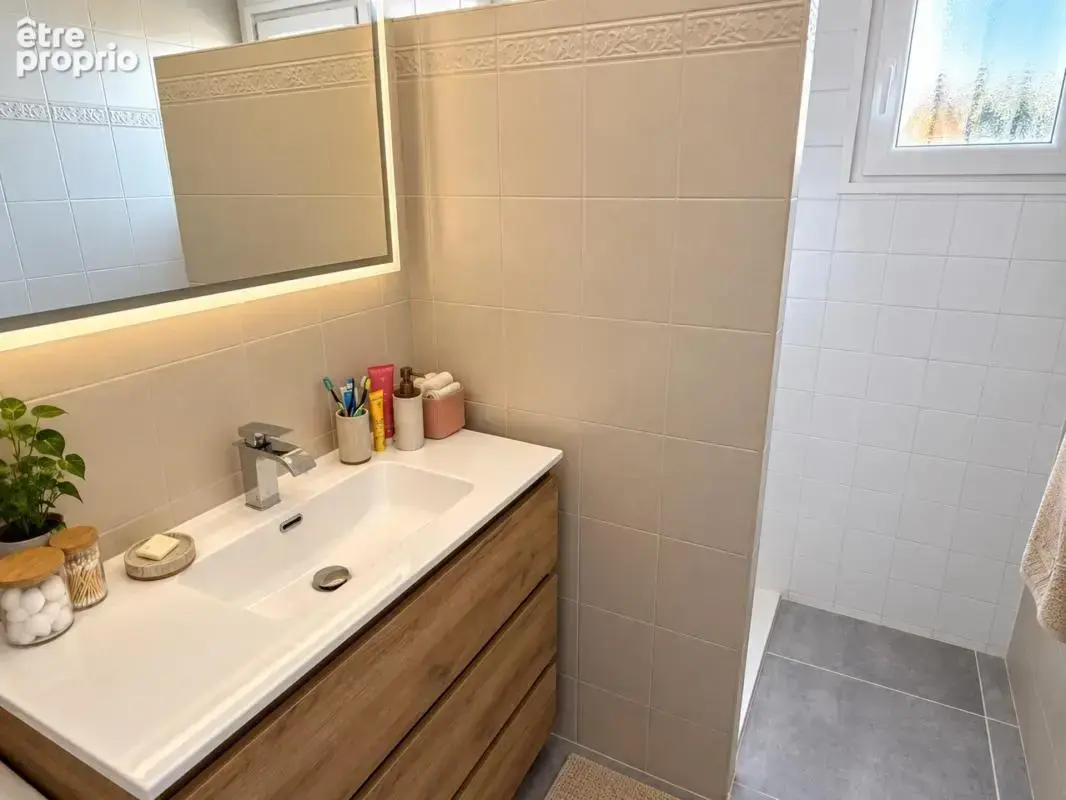 Proche du lac: beau pavillon individuel + second logement - photo 11