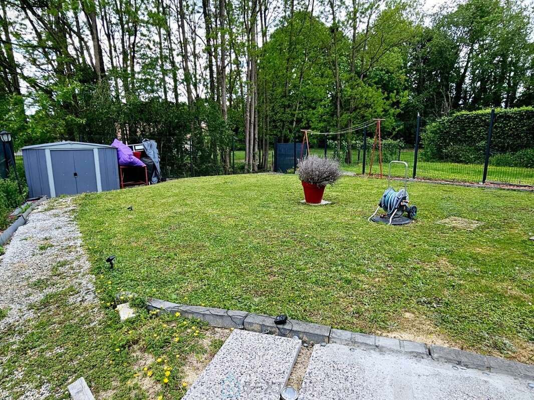 Maison de type T4 de 74m² située à GIREMOUTIERS - photo 14
