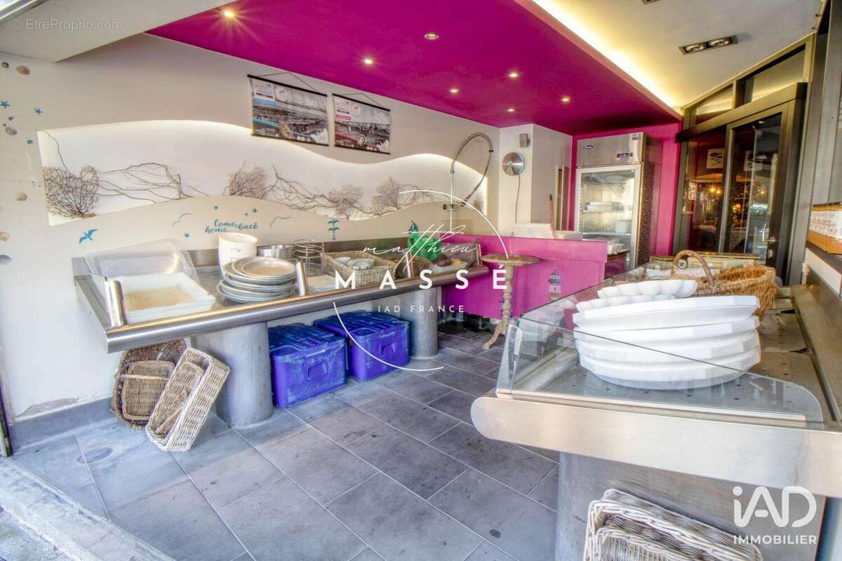 Photo 3 - Commerce à GAILLON