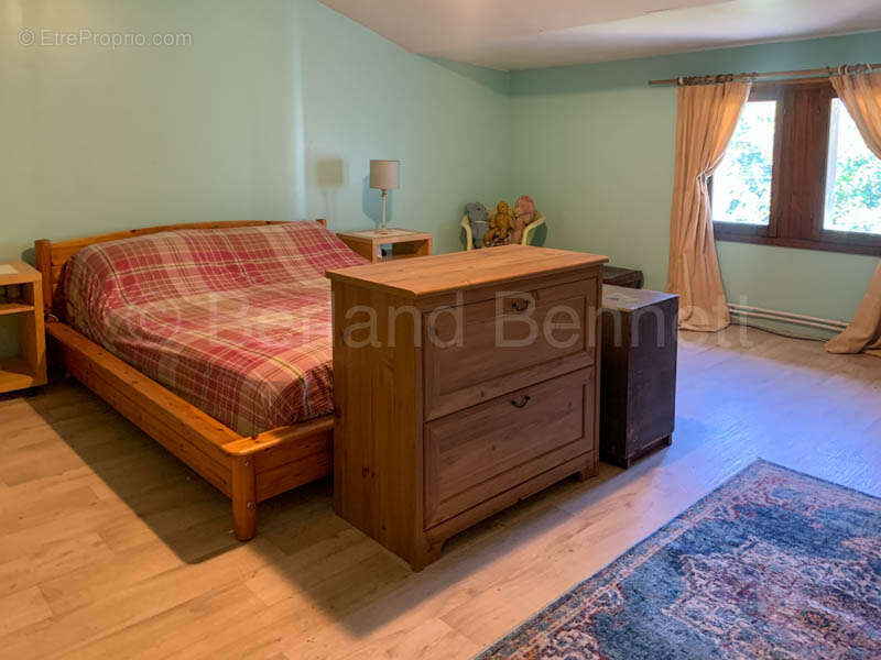 Maison à CHEF-BOUTONNE