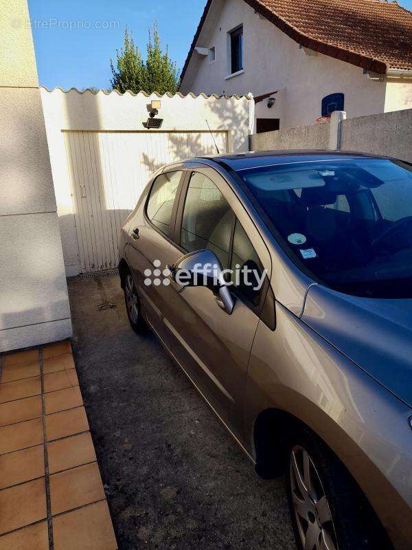 Maison à OZOIR-LA-FERRIERE