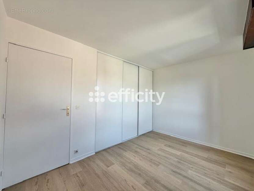 Appartement à MAISONS-ALFORT