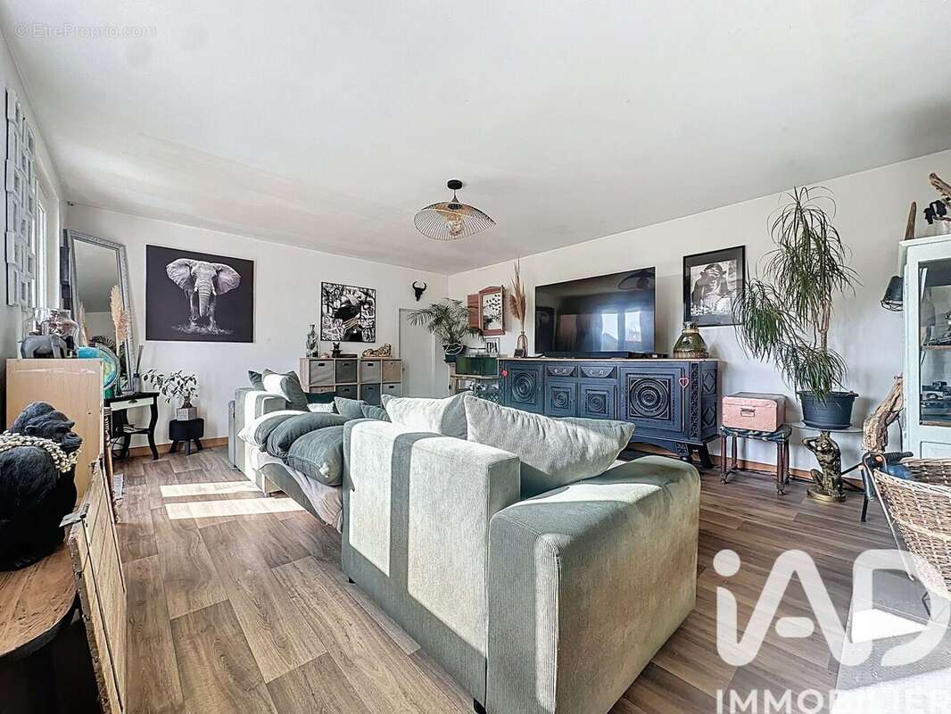 Photo 2 - Maison à MINIAC-MORVAN