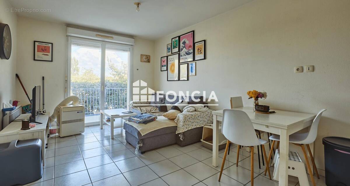 Achat immobilier appartement Cavignac avec terrasse - photo 1