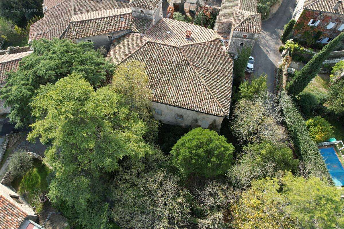 Maison à SAINT-ANDRE-DE-CRUZIERES