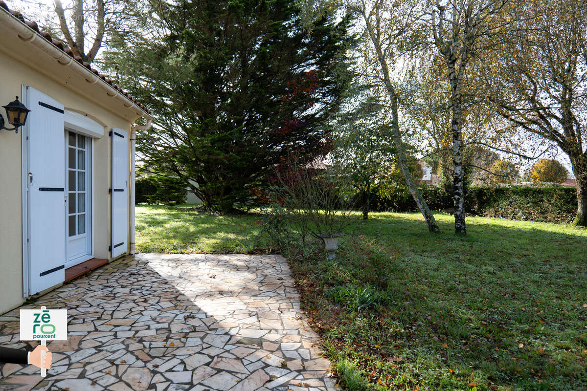 Maison à COMMEQUIERS