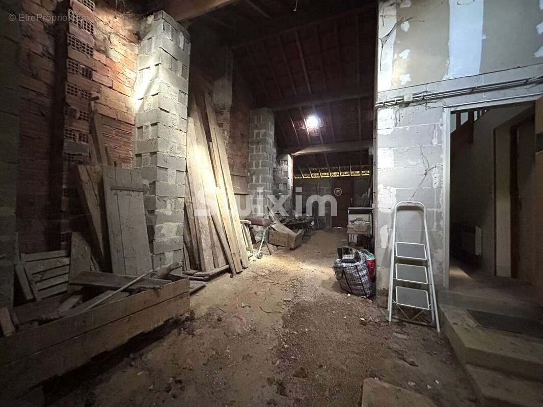 Maison de caractère avec dépendances et jardin aux portes de Vézelay - photo 8