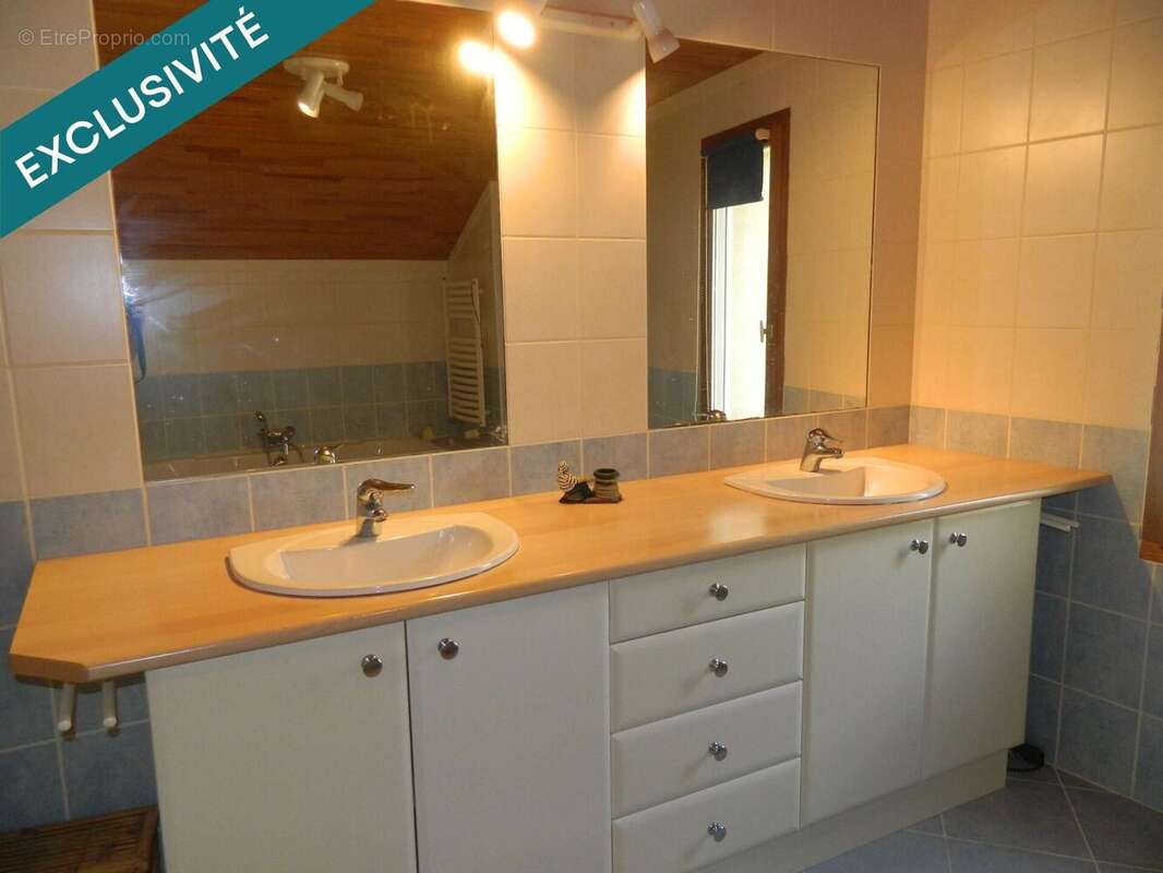 Photo 6 - Maison à INTRES