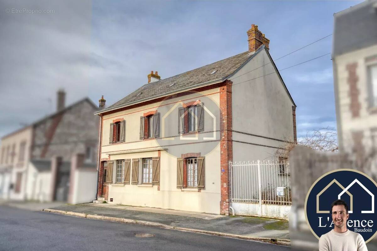 Maison à BAILLEAU-ARMENONVILLE