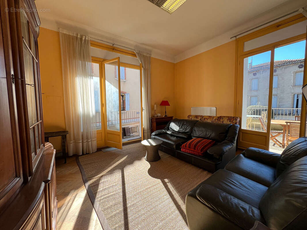 Appartement centre Caussade - grande terrasse - 3 chambres - photo 2