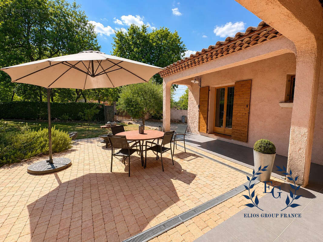 Maison 149 m² à Brignoles  - photo 2