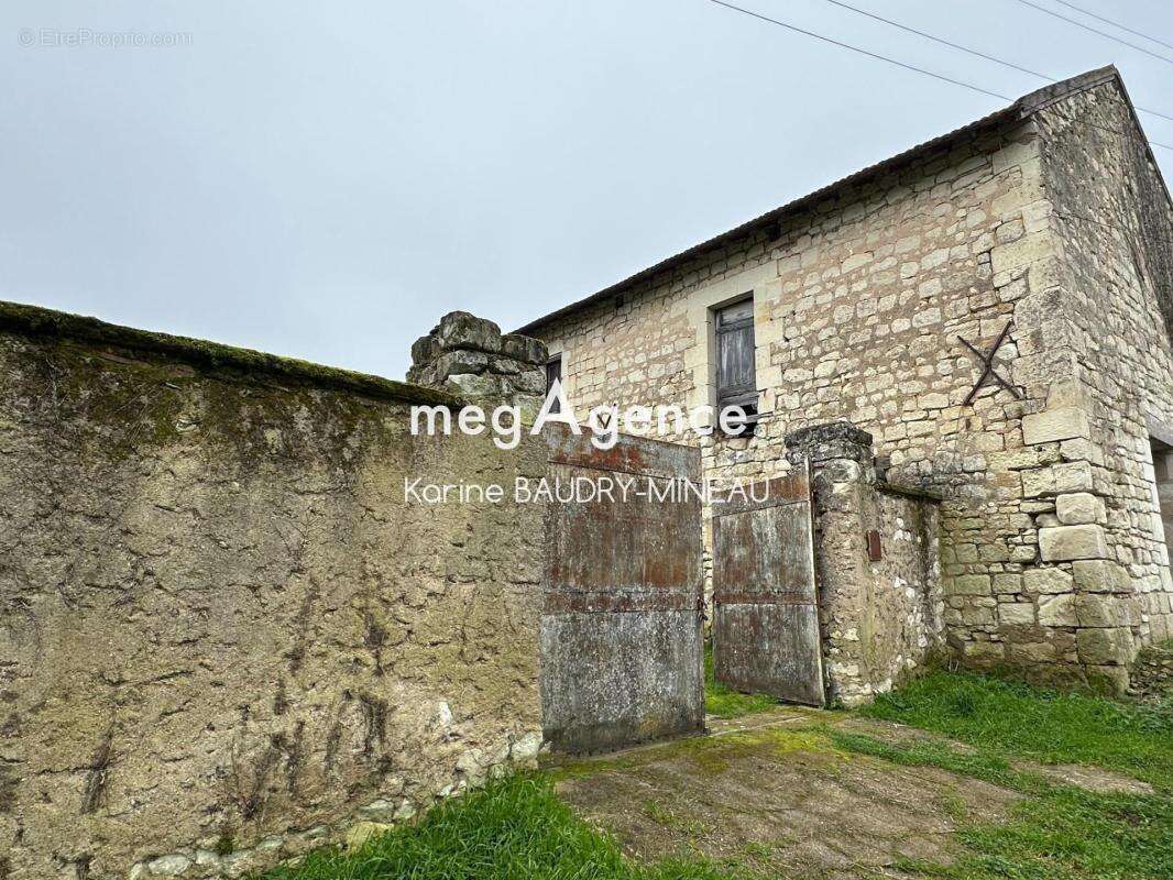 Maison à CHATELLERAULT