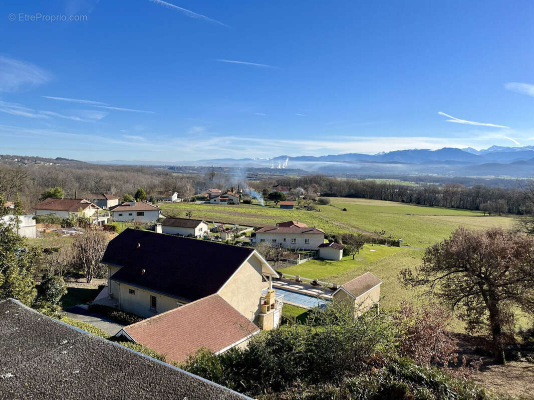 Maison 97 m² à Villeneuve-De-Riviere  - photo 4