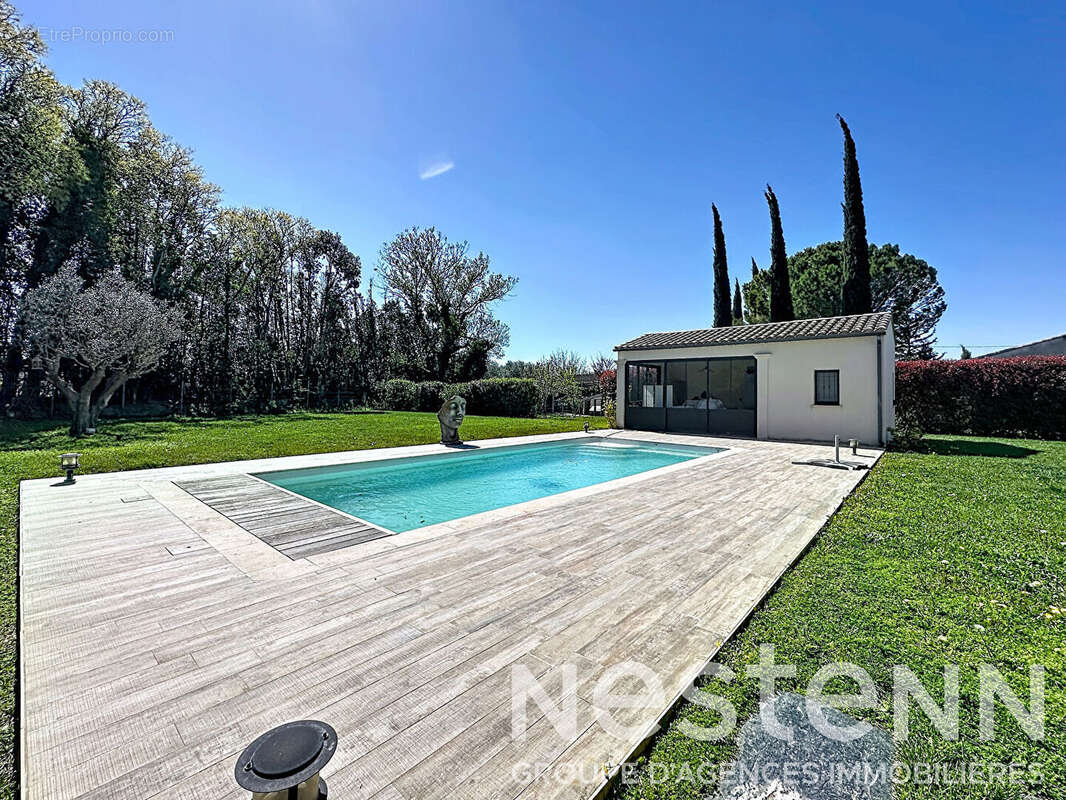 Maison à SAINT-MARTIN-DE-CRAU