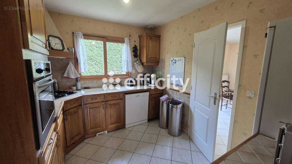 Maison à LE MOLAY-LITTRY