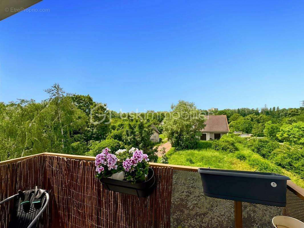 Appartement 57 m² à Eragny  - photo 8