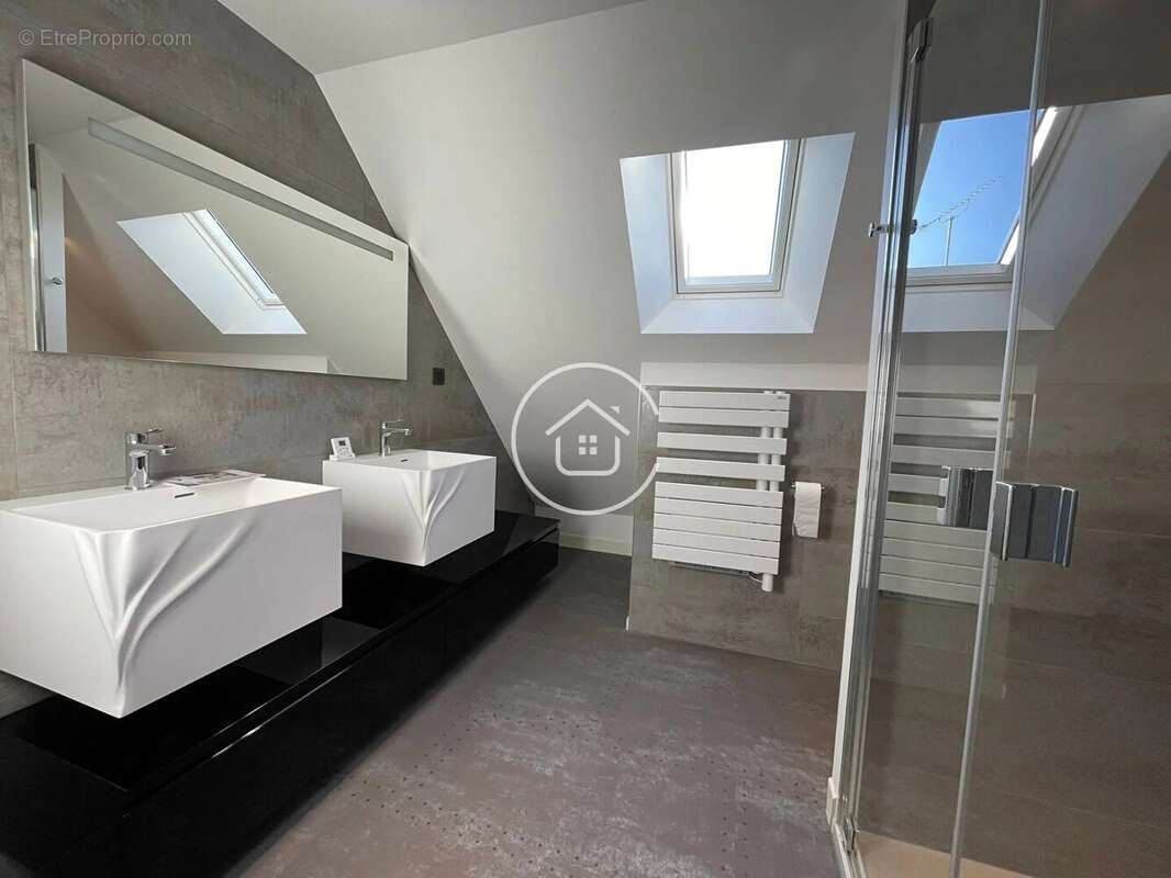 BLOIS VIENNE - MAISON - 3 chambres - 158 m² - photo 11