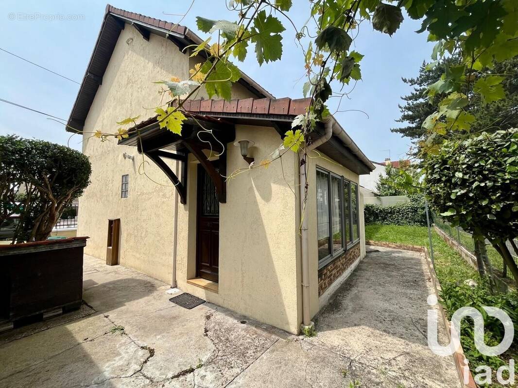 Photo 1 - Maison à PIERREFITTE-SUR-SEINE