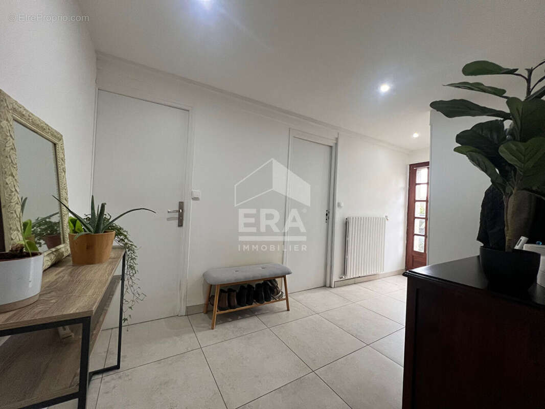 Maison à NOYANT-ET-ACONIN