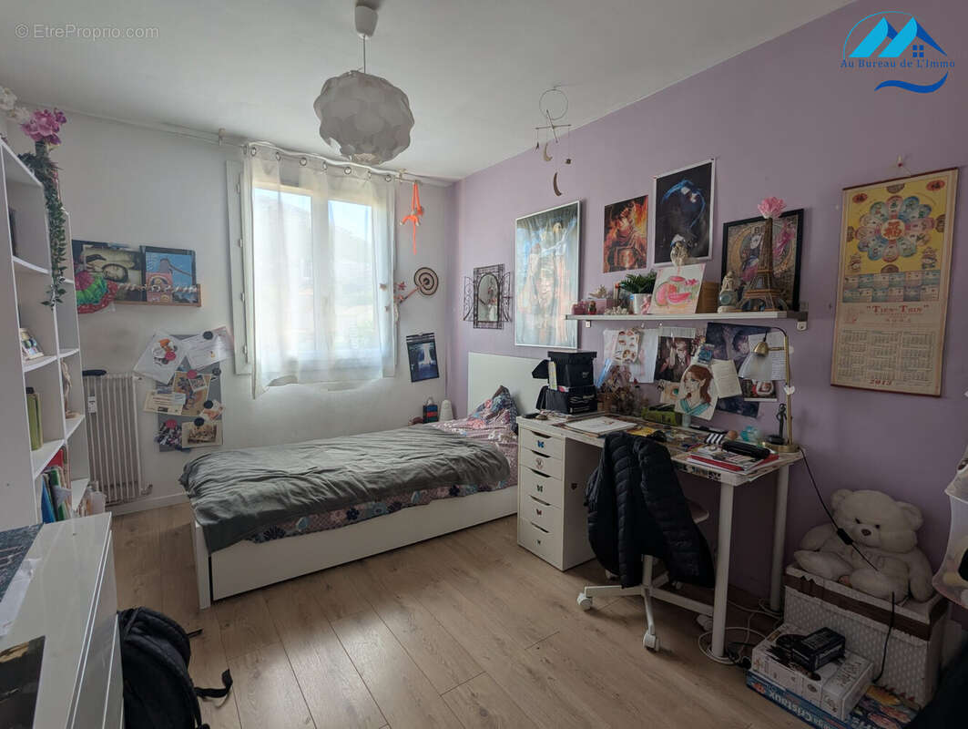 Appartement à MARSEILLE-11E