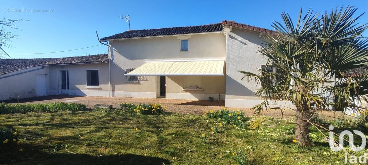 Photo 1 - Maison à FOMPERRON