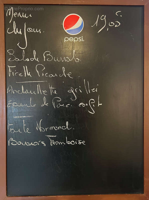 Commerce à MONS-BOUBERT