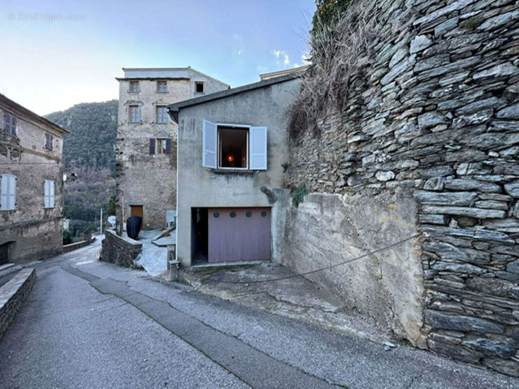 Au plein coeur du village de Cervione et à 10 minutes de la plage - photo 7