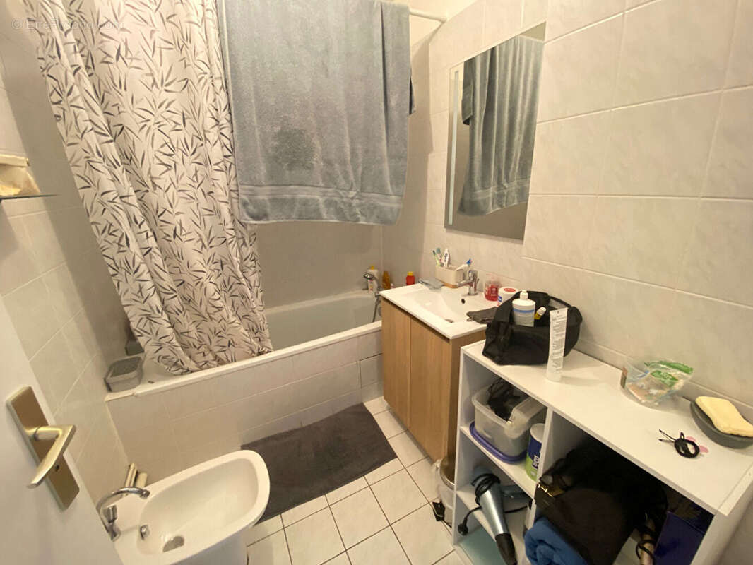 Appartement à MONDEVILLE