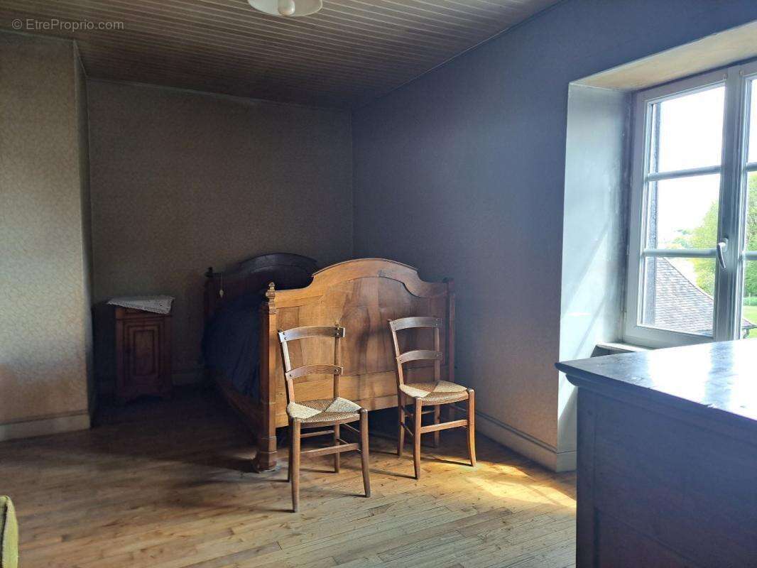 Maison à SAINT-PARDOUX-CORBIER