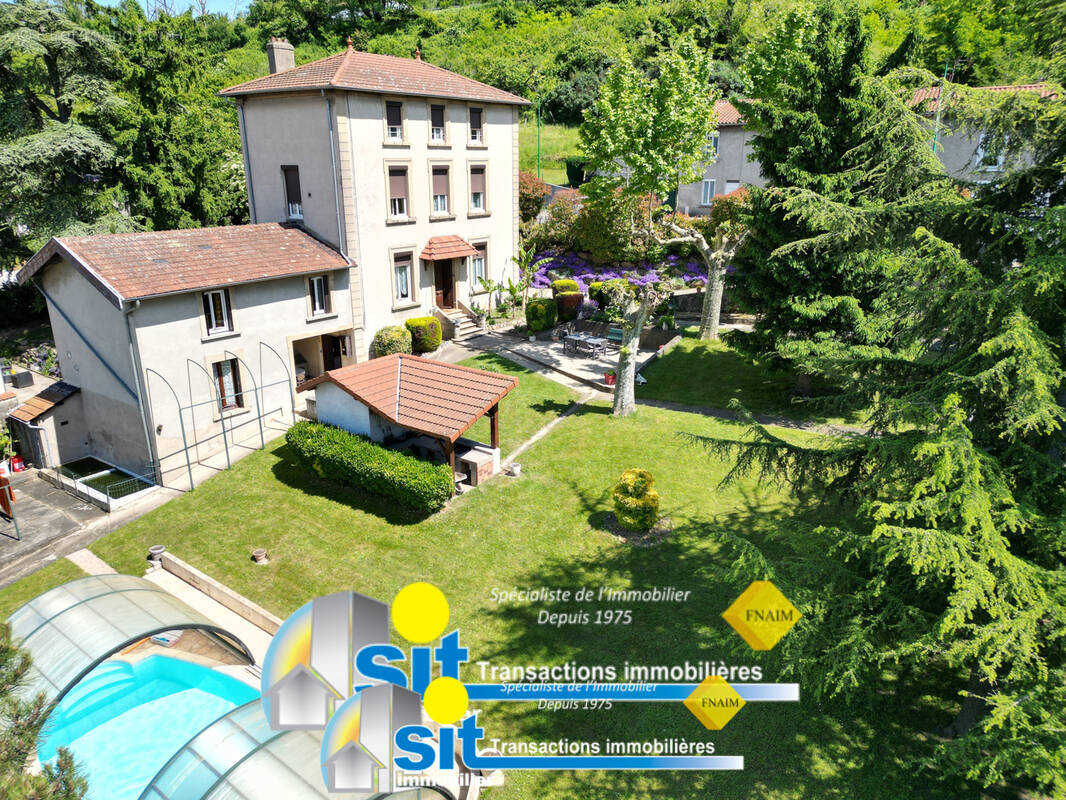 Maison à REVENTIN-VAUGRIS