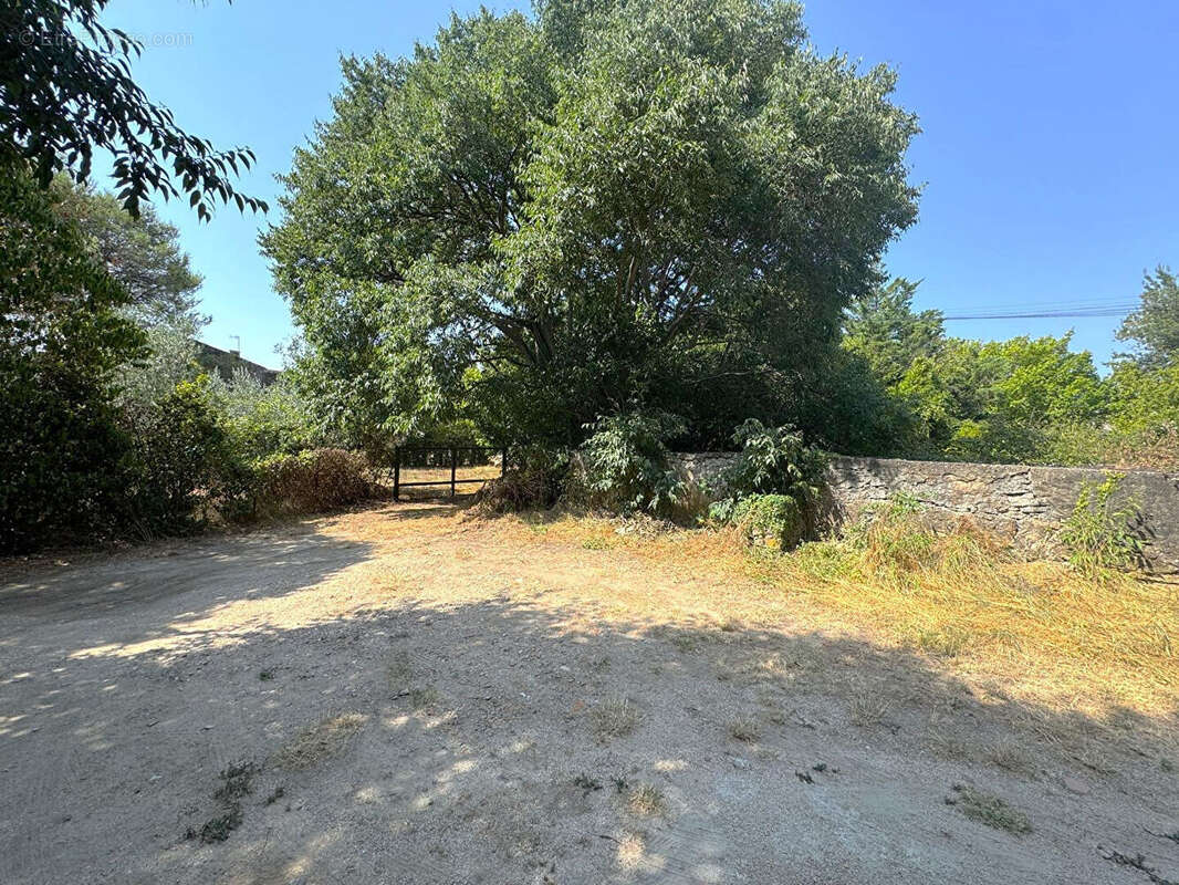 Terrain libre constructeur 430 m² - bagnols-sur-cèze - photo 2