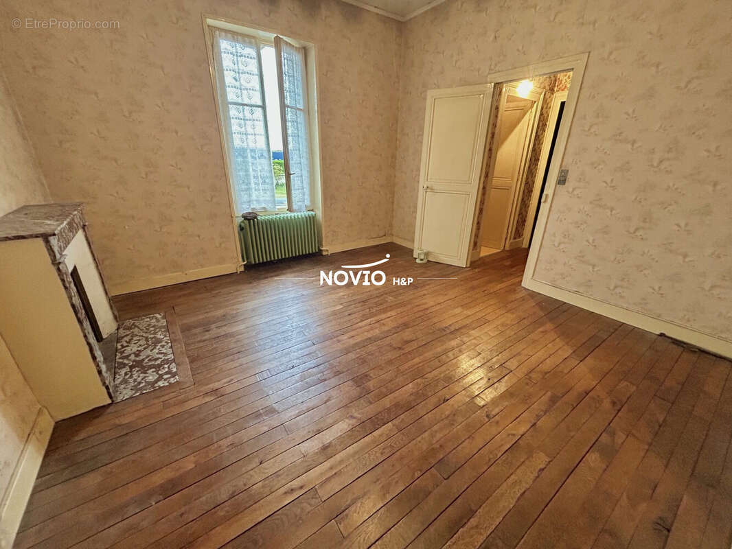 Maison 153 m² à Chatellerault  - photo 5