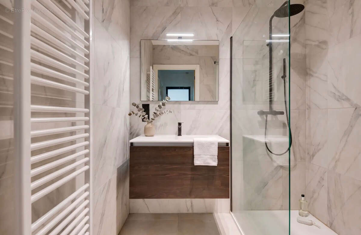 Appartement à NANTERRE