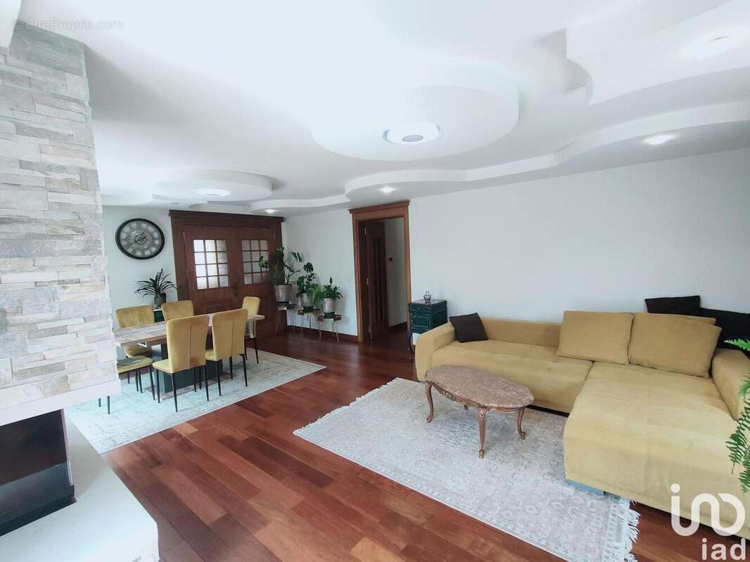 Photo 6 - Maison à MORANGLES