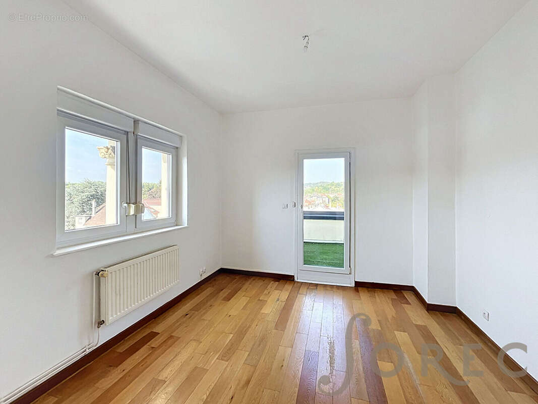 Scy-chazelles dernier étage avec terrasse, jardin et 3 chambres - photo 4
