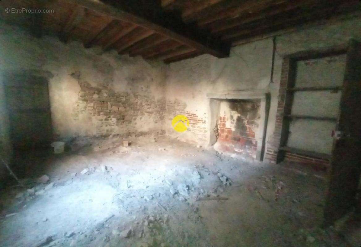 Commerce à CHANTELLE