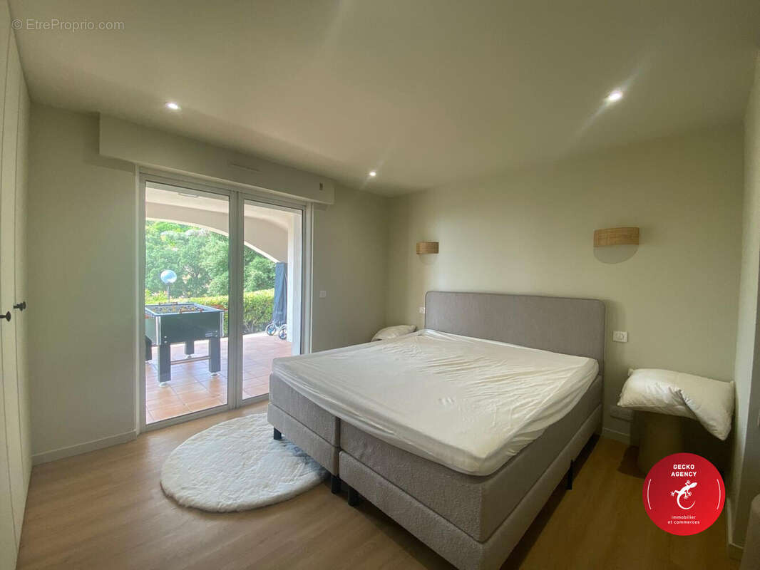 Maison 216 m² à Sainte-Maxime  - photo 9