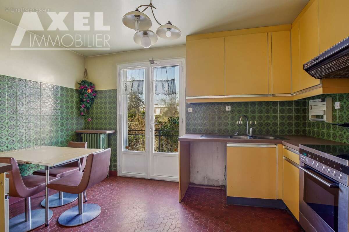 Maison à BOIS-D'ARCY