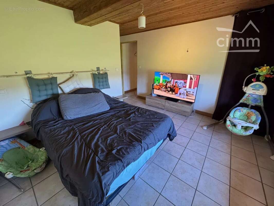 Appartement à MARSAC-EN-LIVRADOIS